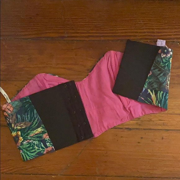 One teaspoon pretty boy biker bra top - Picture 7 of 7